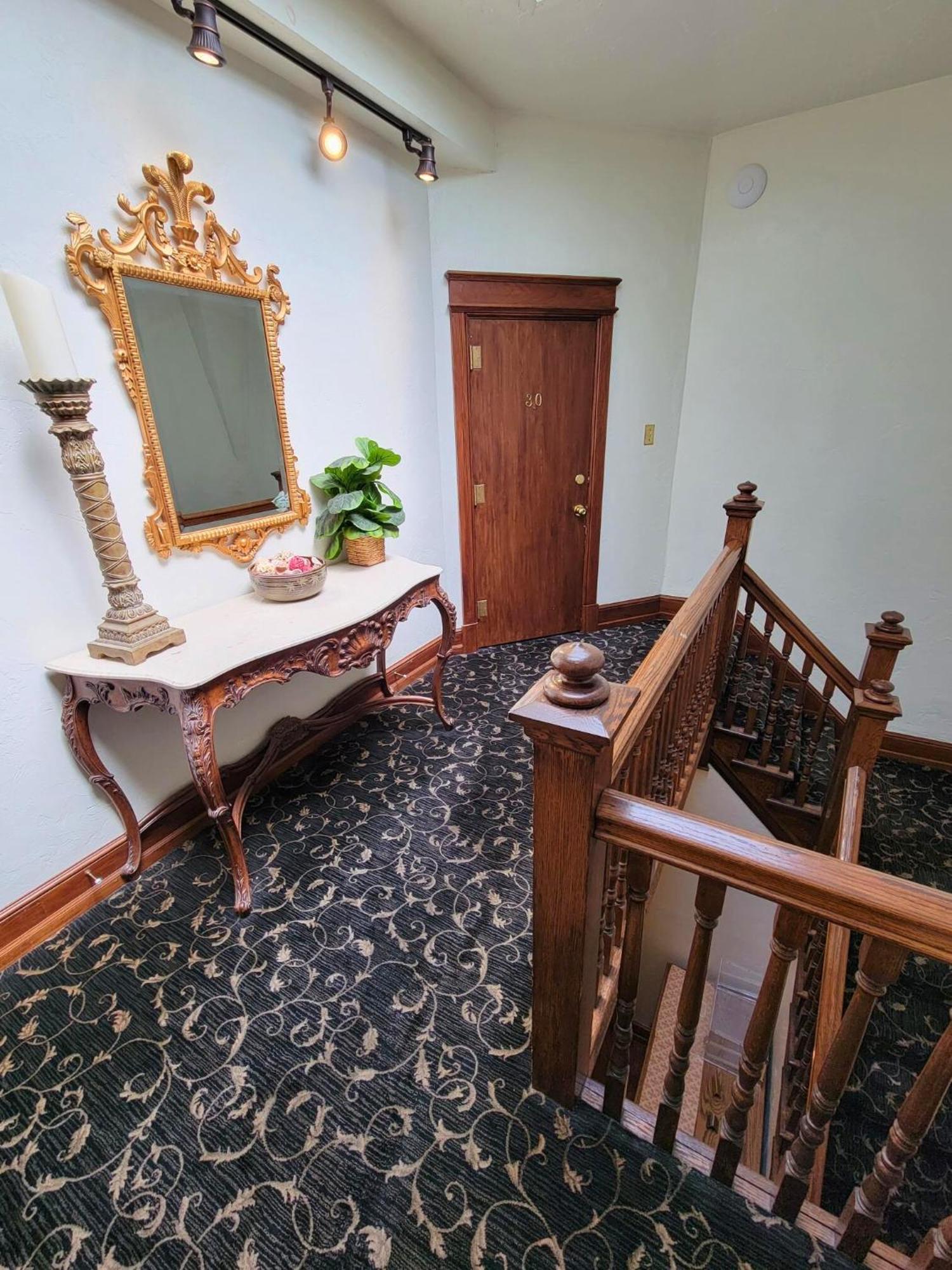 Altland House Inn & Suites Abbottstown Eksteriør billede