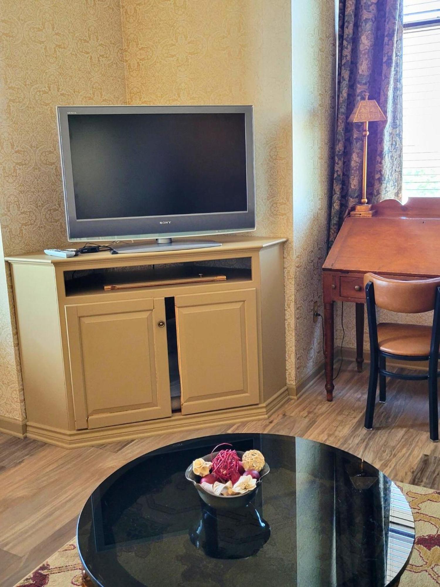 Altland House Inn & Suites Abbottstown Eksteriør billede